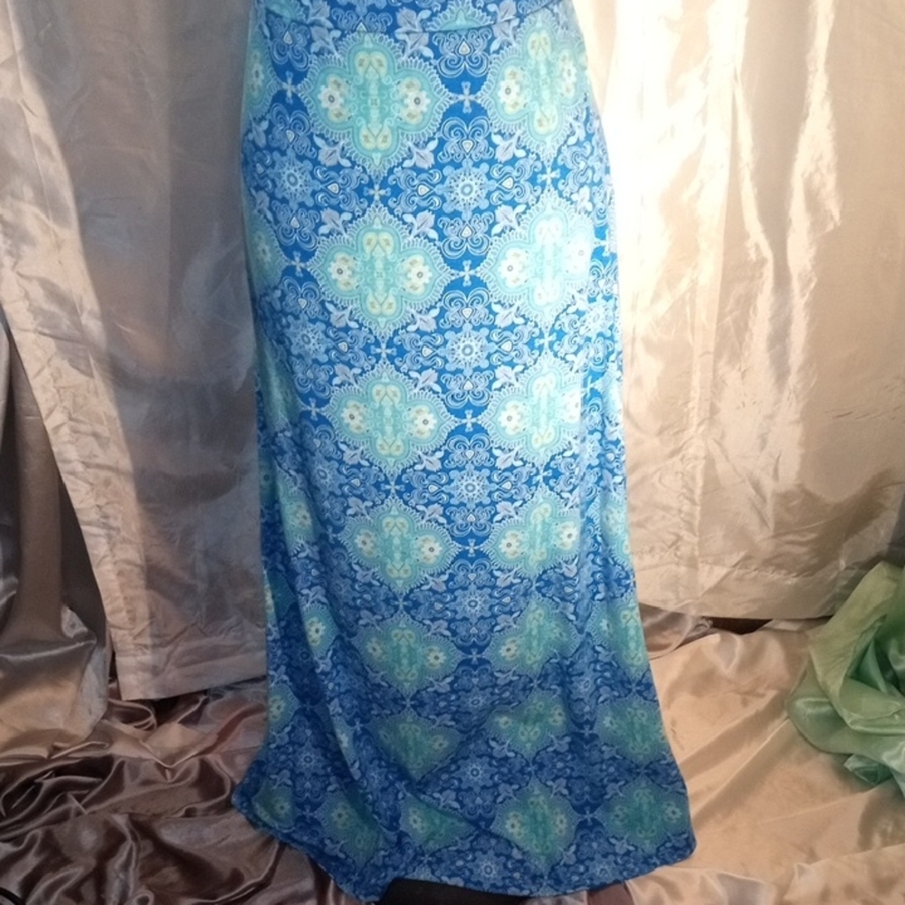 Mix & Co. Chic Blue and Green Maxi Skirt